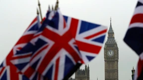 Britisches Konsumklima fällt auf Sechs-Jahres-Tief