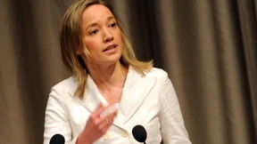 Schröder will ein Gesetz zur flexiblen Frauenquote