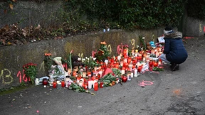 „Bitte lassen Sie uns zusammenstehen!“