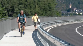 Radeln auf dem wohl teuersten Radweg Deutschlands
