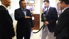 Warum Bidens Botschafter ihren Dienst noch nicht antreten können