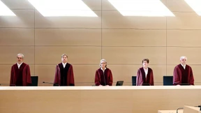 Nüchtern und sorgfältig