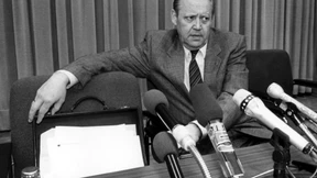 Streit um Schabowskis Zettel geht vor das höchste Gericht