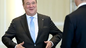 „Düsseldorfer Jonges“ ehren Armin Laschet mit Goldmedaille