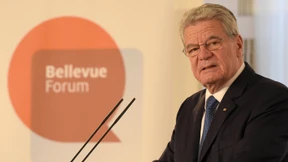 „Isoliert die Hetzer, Gewalttäter und Brandstifter“