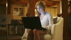 Frauen mit Überziehungskredit