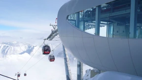 Per Seilbahn zum höchstgelegenen Café Österreichs