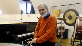 „Marche fatale“ für großes Orchester von Helmut Lachenmann