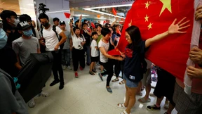 Polizei trennt Protestler in Hongkong