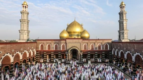 Muslime feiern das Ende des Ramadans