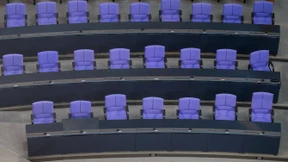 Koalition gegen Gesetz für Wechsel in die Wirtschaft