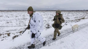Biden sichert Selenskyj Unterstützung zu