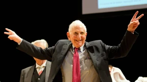 Auch Snowden ist per Video dabei