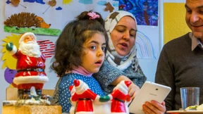 Bildungsministerin Wanka sieht Integrationspflicht für Flüchtlinge