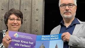 Christuskirche und Dom sollen nicht auf AfD-Plakate