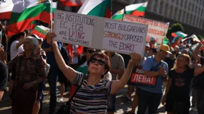 Der Euro bleibt politisch