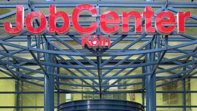 Union schmiert Zuckerbrot für Arbeitslose