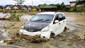 Über 50 Tote nach Sturzfluten