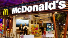 „Big Mac“ mit Bedienung  