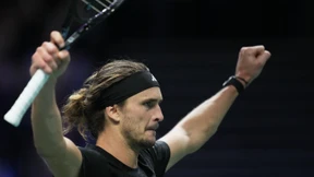 Zverev beißt sich durch