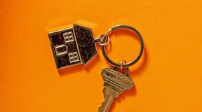 So jung und schon Vermieter?