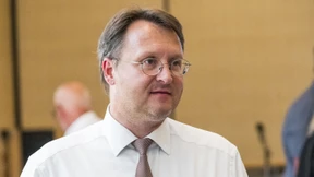 AfD-Landrat macht Beziehung zu früherem NPD-Mitglied publik