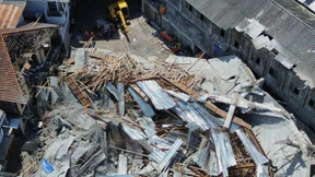 17 Tote nach Schuleinsturz in Indonesien