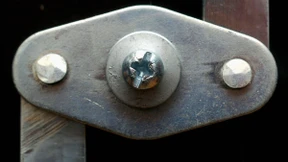 Das Kreuz mit dem Kreuzschlitz