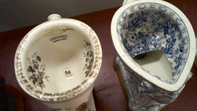 Prager Kuratorin sammelt Nachttöpfe und Toiletten 