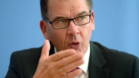 Entwicklungshilfeminister nennt EU-Politik beschämend