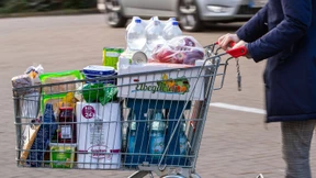 Inflationsrate in der Eurozone steigt auf 2 Prozent