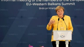 Merkel reagiert zurückhaltend auf Ampel-Gespräche