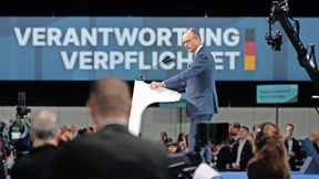 Zehn Minuten Rückendeckung für Merz