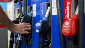 Super E10 bis zu 32 Cent je Liter teurer