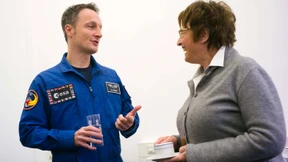 Mond und Mars nicht ausgeschlossen 