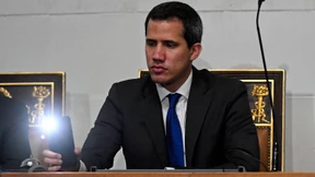 Juan Guaidó im Dunkeln vereidigt
