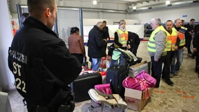 Hunderte Abschiebungen abgebrochen