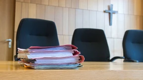 Bayerischer Verfassungsgerichtshof bestätigt Kopftuchverbot für Richterinnen