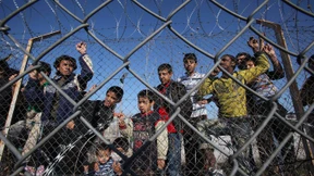 Athen will zehntausenden Flüchtlingen Asyl gewähren