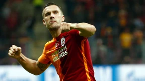Die halbe Türkei liegt Podolski zu Füßen