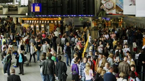 Mehr Fluggäste, mehr Fracht, mehr Flugbewegungen