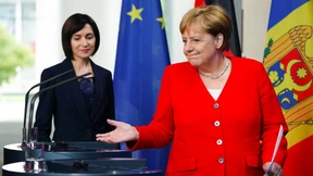 Merkel will von der Leyens Nachfolge „sehr schnell“ klären