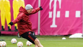 Bayern fahren mit Davies nach Villarreal