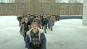 Wer um Gnade fleht, muss schießen