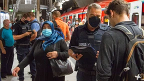 Abermals fast 1000 Neuinfektionen in Deutschland