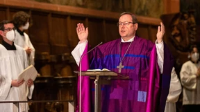 Bischof Bätzing rügt mangelnden Veränderungswillen der Kirche