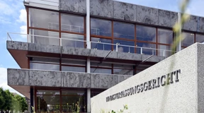 Den Schutz des Verfassungsgerichts mit dem Wahlrecht verbinden