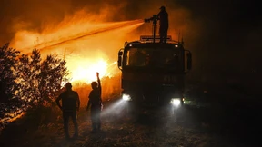 Heftige Feuer im Mittelmeerraum