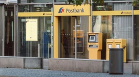 Die Postbank kriegt das Chaos noch nicht in den Griff