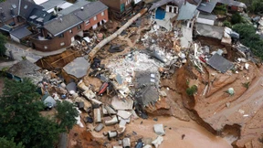 Was bleibt, sind Schlamm, Schutt und Zerstörung